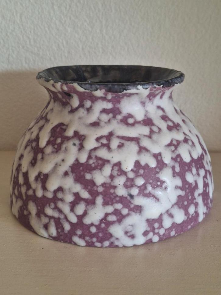 E.S. Keramiek Vaas - Paars met Wit, Antiek en Kunst, Antiek | Keramiek en Aardewerk, Ophalen of Verzenden
