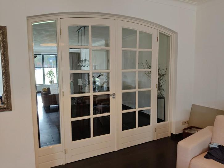 Dubbele houten toogdeuren met glas en kozijn, Doe-het-zelf en Verbouw, Deuren en Horren, Gebruikt, Binnendeur, 215 cm of meer