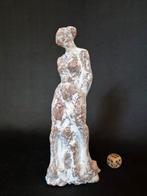 Sculptuur vrouwelijk naakt. Charlotte van Pallandt?, Ophalen of Verzenden