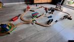 Houten treinbaan met veel accessoires, Kinderen en Baby's, Ophalen, Gebruikt