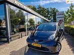 Toyota Aygo 1.0-12V +/LMV/CARKIT/DAKSPOILER, Voorwielaandrijving, Stof, Gebruikt, Zwart