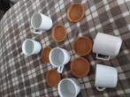 4 koffiekopjes ikea en 2 mokjes. Met onderzetters,  5 euro, Ophalen of Verzenden, Zo goed als nieuw, Overige stijlen, Kop(pen) en/of Schotel(s)