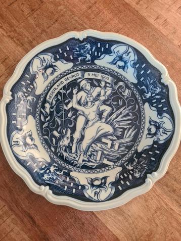 bevreidings bord 1945 beschikbaar voor biedingen