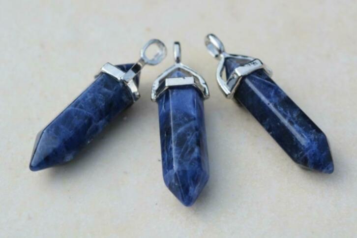Sodaliet punt hanger, Sieraden, Tassen en Uiterlijk, Edelstenen, Nieuw, Ophalen of Verzenden