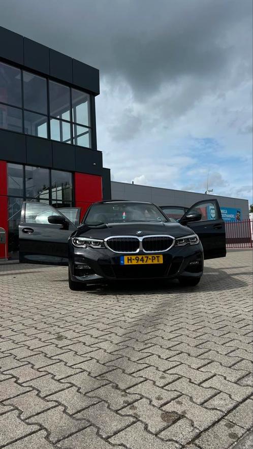 BMW 3-Serie 320i 184pk Aut 2020 Zwart Dealer On M-pakket, Auto's, BMW, Particulier, 3-Serie, Android Auto, Apple Carplay, Bluetooth