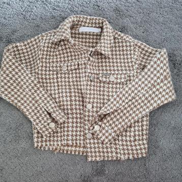 Ambika kids jack met knopen bruin beige
Maat 3-4 jaar. beschikbaar voor biedingen