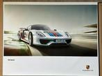 Porsche 918 Spyder poster uit 2015. 100 x 75 cm, Ophalen of Verzenden, Zo goed als nieuw, A1 t/m A3