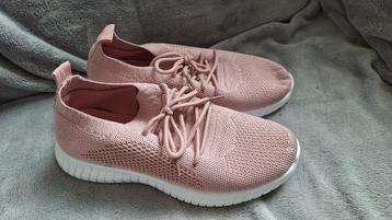 Schoenen: Roze zachte gympen, Picnic – 39 beschikbaar voor biedingen