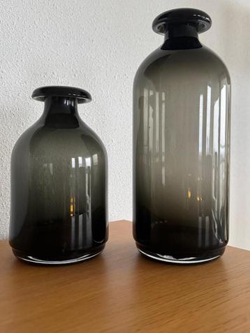 IKEA grote en kleine ÅTGÅNG vaas beschikbaar voor biedingen