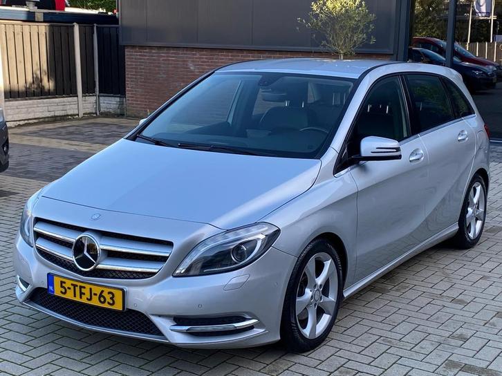 Mercedes-Benz B-klasse 200 Prestige NIEUWSTAAT AUTOMAAT NAVI, Auto's, Mercedes-Benz, Bedrijf, Te koop, B-Klasse, ABS, Airbags