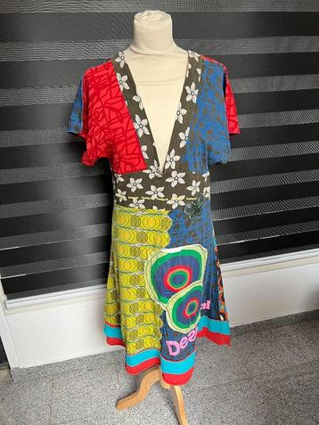Mooie gekleurde dames jurk van DESIGUAL maat M  beschikbaar voor biedingen
