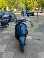 Vespa Sprint Opaco Blue 2021 9666 km, Fietsen en Brommers, Scooters | Vespa, Piaggio & C. S.p.A. Viale Rinaldo Piaggio, 25 56025 Pontedera (PI) Italy