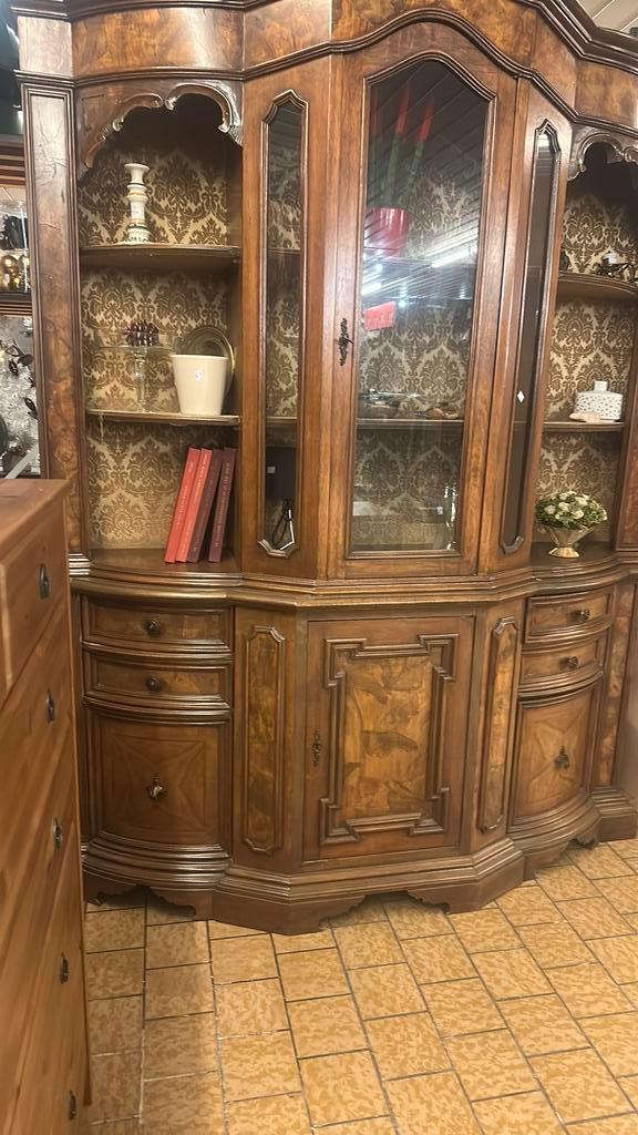 Houten vitrine kast, Huis en Inrichting, Kasten | Buffetkasten, Zo goed als nieuw, 150 tot 200 cm, 25 tot 50 cm, Met lade(s), Met plank(en)