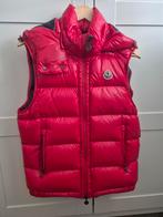 Moncler Bormes Bodywarmer Maat 1 - Nieuwstaat!, Kleding | Heren, Bodywarmers, Moncler, Nieuw, Ophalen of Verzenden, Rood