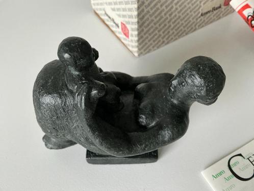 Frank Letterie Beeldje Geborgen Begin,, Antiek en Kunst, Kunst | Beelden en Houtsnijwerken, Ophalen of Verzenden