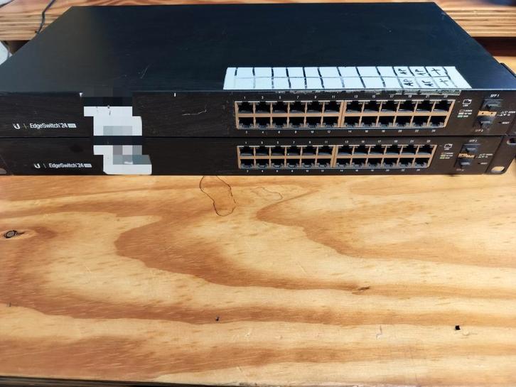 2x Ubiquiti EdgeSwitch 24 Lite - Gebruikt, Computers en Software, Netwerk switches, Gebruikt, Ophalen