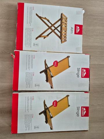 De waard stoelen en bijzettafel  beschikbaar voor biedingen