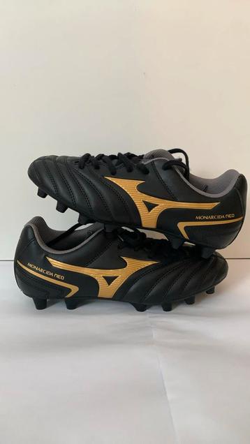 Mizuno Monarcida Neo – Goud-Zwarte beschikbaar voor biedingen
