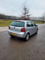 Volkswagen Polo 1.4 55KW 2005 Grijs. MOET NU WEG, Voorwielaandrijving, 4 cilinders, Origineel Nederlands, Handgeschakeld
