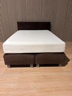 Boxspring met Tempur matras 140x200 - gaatje, Huis en Inrichting, Gebruikt, Bruin, Tweepersoons, 200 cm