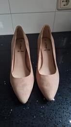 Nieuwe S.Oliver Pumps - Maat 37, Kleding | Dames, Schoenen, Pumps, Beige, Nieuw, Ophalen of Verzenden