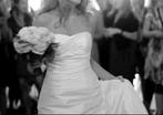 Pronovias zijde bruidsjurk met sleep 36/38, Ophalen, Zo goed als nieuw, Wit, Trouwjurk