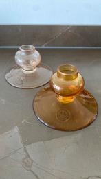 Twee glazen kandelaars van het merk A la, Antiek en Kunst, Ophalen of Verzenden
