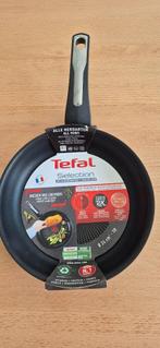 Nieuwe Tefal koekenpan Ø 24 cm aangeboden, Huis en Inrichting, Keuken | Potten en Pannen, Ophalen, Keramische plaat, Koekenpan of Braadpan