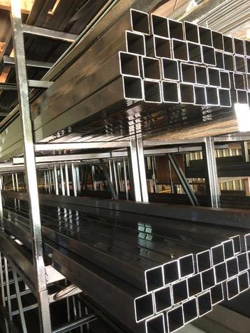 koker      50  x  50  x  2 mm,  Lengte 6 meter beschikbaar voor biedingen