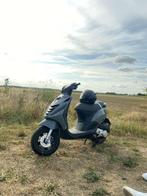 Piaggio Zip Iget 2022 Brom, Fietsen en Brommers, Scooters | Piaggio, Ophalen, Gebruikt, Zip
