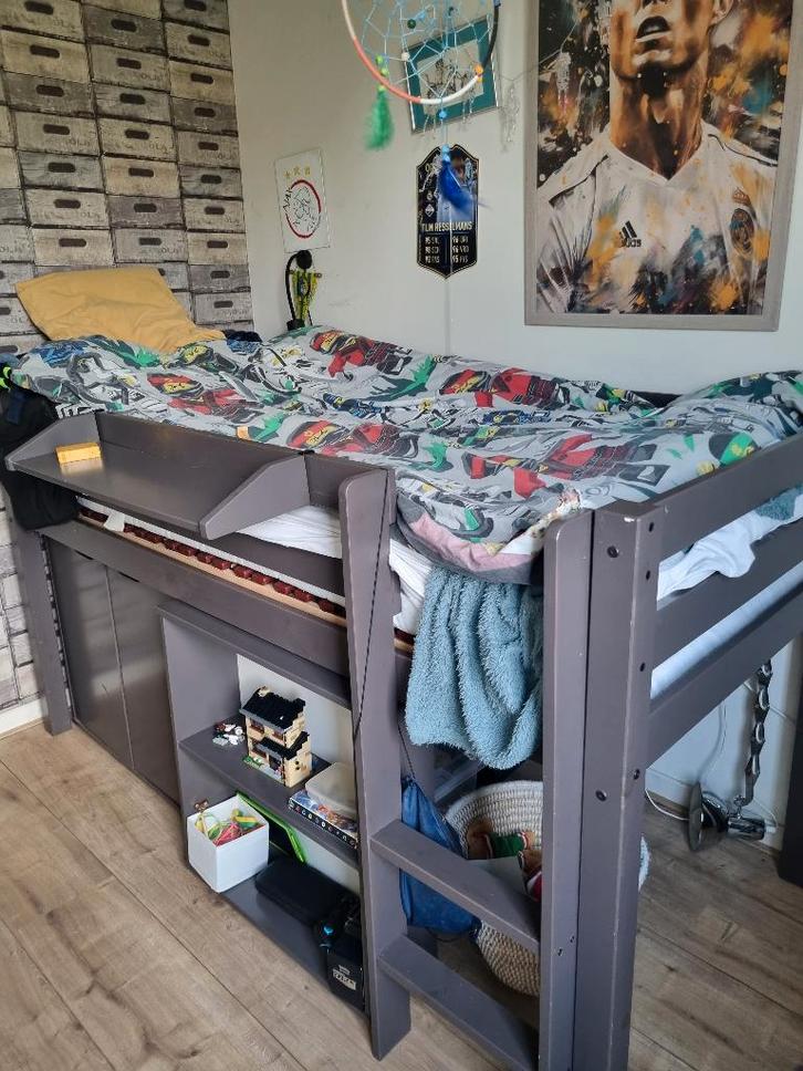 Half hoogslaper Vipack Pino (90 x 200 cm), Kinderen en Baby's, Kinderkamer | Stapelbedden en Hoogslapers, Gebruikt, Halfhoogslaper