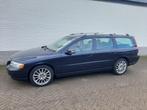 Volvo V70 2.4 D AUT 2008 Blauw 168878 KM, Auto's, 1800 kg, Zwart, 179 €/maand, Navigatiesysteem