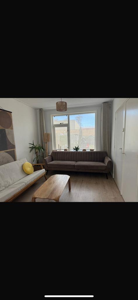 Moderne 3-zits bank – taupe/bruin – zeer goede staat, Ophalen, Zo goed als nieuw