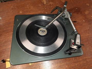 Garrard turntable beschikbaar voor biedingen