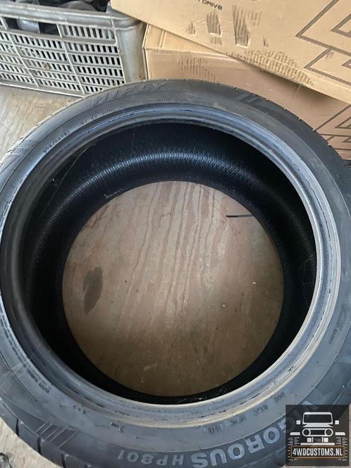 Banden  275/45/R20 vigorous hp801  per band € 110, Auto-onderdelen, Banden en Velgen, Banden en Velgen, Personenwagen, Gebruikt
