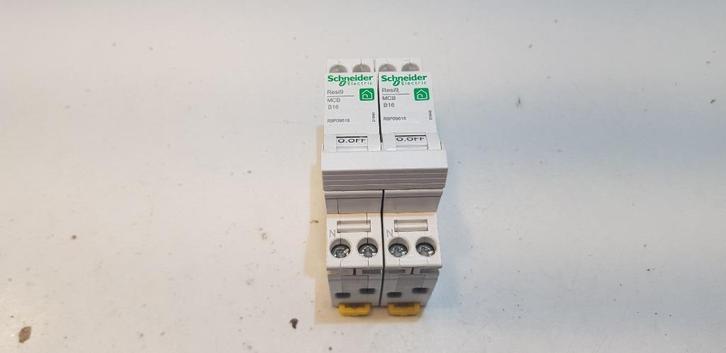Schneider Groepenkast kookgroepautomaat Resi9 RCB B16 (1x), Hobby en Vrije tijd, Elektronica-componenten, Gebruikt, Ophalen of Verzenden