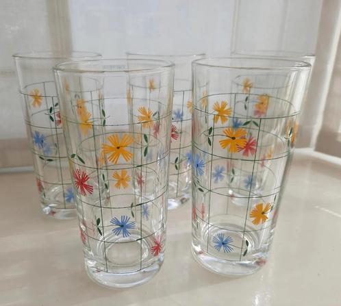 5 vintage drinkglazen, Verzamelen, Glas en Borrelglaasjes, Zo goed als nieuw, Frisdrankglas, Ophalen of Verzenden