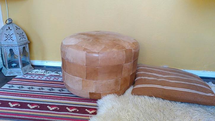 Wonderschone leren poef, Huis en Inrichting, Woonaccessoires | Overige, Gebruikt, Ophalen