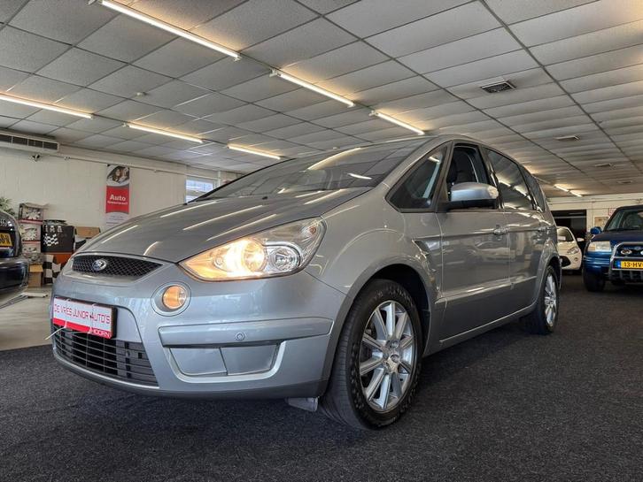 Ford S-Max 2.0-16V. 7-pers, trekhaak, cruise/climate, navi e, Auto's, Ford, Bedrijf, Te koop, S-Max, ABS, Airbags, Airconditioning