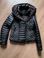 Guess winterjas, Kleding | Dames, Jassen | Zomer, Gedragen, Ophalen of Verzenden, Zwart