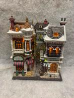 Lemax facade VILLAGE SHOPS-retired, Diversen, L, Zo goed als nieuw, L, L