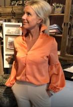 Oranje blouse satijn met lange pofmouwen maat M 38/40, Kleding | Dames, Blouses en Tunieken, Ophalen of Verzenden, Zo goed als nieuw