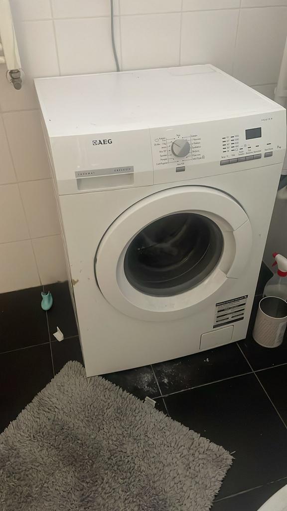 AEG Lavamat Exclusiv Wasmachine - 7kg, Witgoed en Apparatuur, Wasmachines, Gebruikt, Voorlader, 6 tot 8 kg, 85 tot 90 cm, 1200 tot 1600 toeren