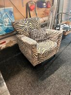 Panterprint Zitstoel in Goede Staat + Kussen, Huis en Inrichting, Fauteuils, Ophalen, Zo goed als nieuw, Stof, 75 tot 100 cm