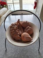 Mooie fruitschaal (excl.het stenen fruit), Ophalen of Verzenden, Zo goed als nieuw, Rond, Steen of Aardewerk