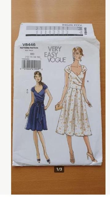 Vogue patroon V 8446 - Very Easy Vogue beschikbaar voor biedingen