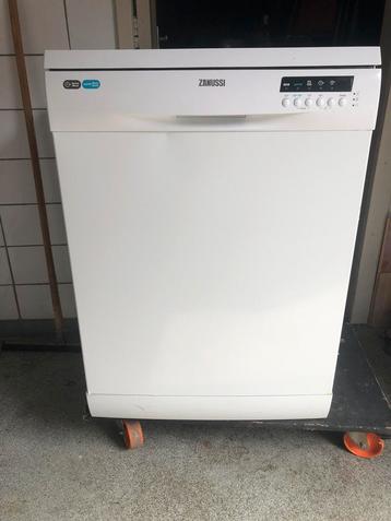 Prima werkende .Per direct op te halen Vaatwasser Zanussi beschikbaar voor biedingen