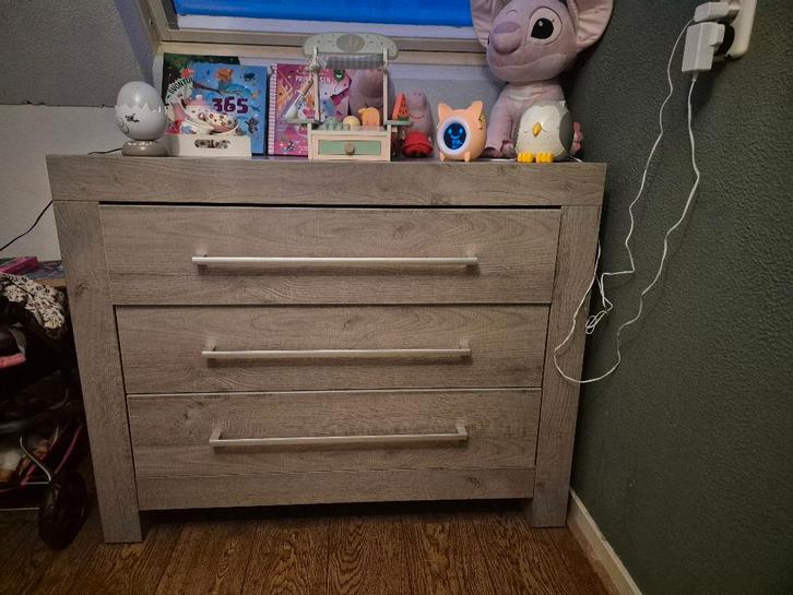 Complete meegroei babykamer merk florida, Kinderen en Baby's, Kinderkamer | Complete kinderkamers, Zo goed als nieuw, Jongetje of Meisje