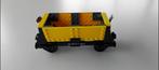 Lego trein: gele kolenwagon + opvangbak + minifiguur (Nieuw), Ophalen of Verzenden, Nieuw, Complete set, Lego