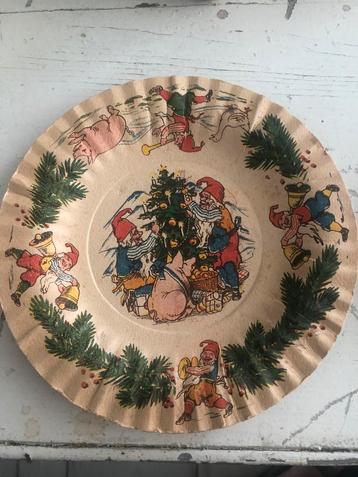 Oud kartonnen kerstbordje beschikbaar voor biedingen